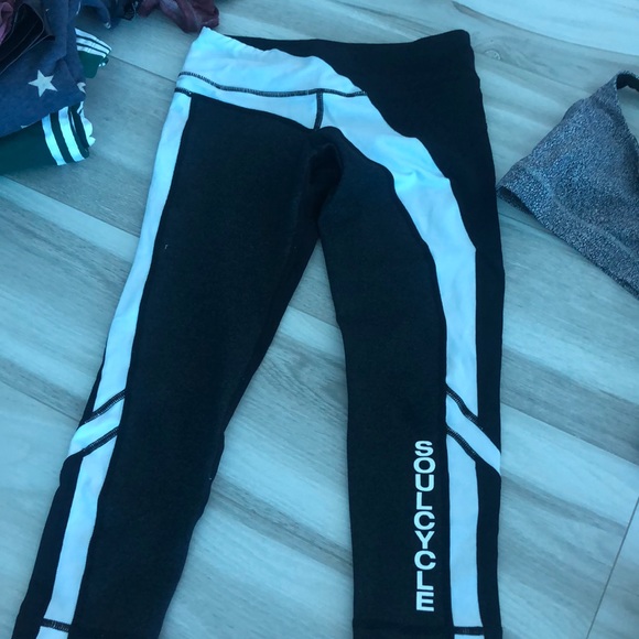 soulcycle Pants - SOULCYCLE cropped leggings size small